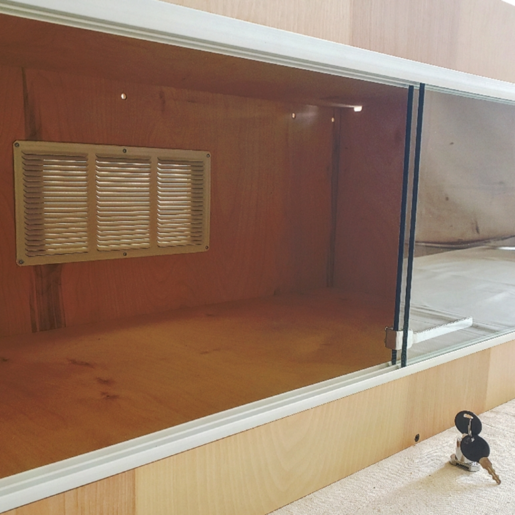 D.I.Y. Reptile Enclosure Kit (4’W X 2’D X 18″H)